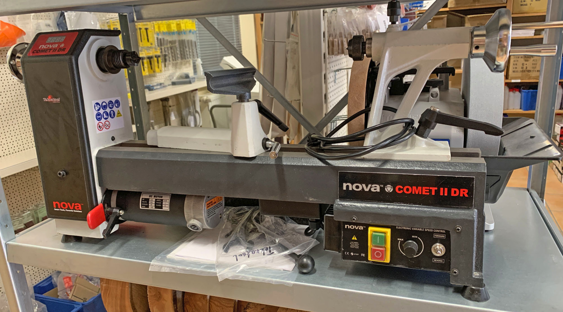 Teknatool Nova Comet 2 DR Drechselbank, 230 Volt, Ausstellungsmaschine