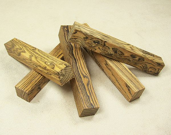 Übersicht Farbvarianten Bocote