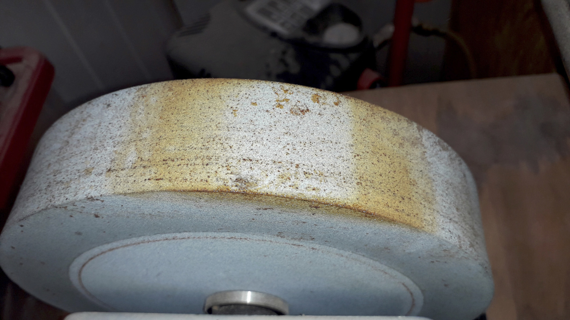 Zur Vermeidung solcher Rostansammlung ist das Rostschutz-Konzentrat ideal geeignet.